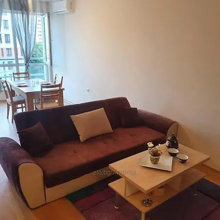 White Rose Apartment- Free Underground Parking Daire